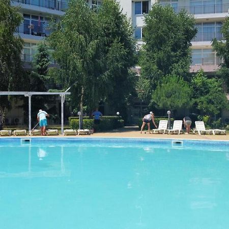 Yves 2 Bed Apart At Sun Village Sunny Beach Not Far Away From The Sea Eksteriør bilde