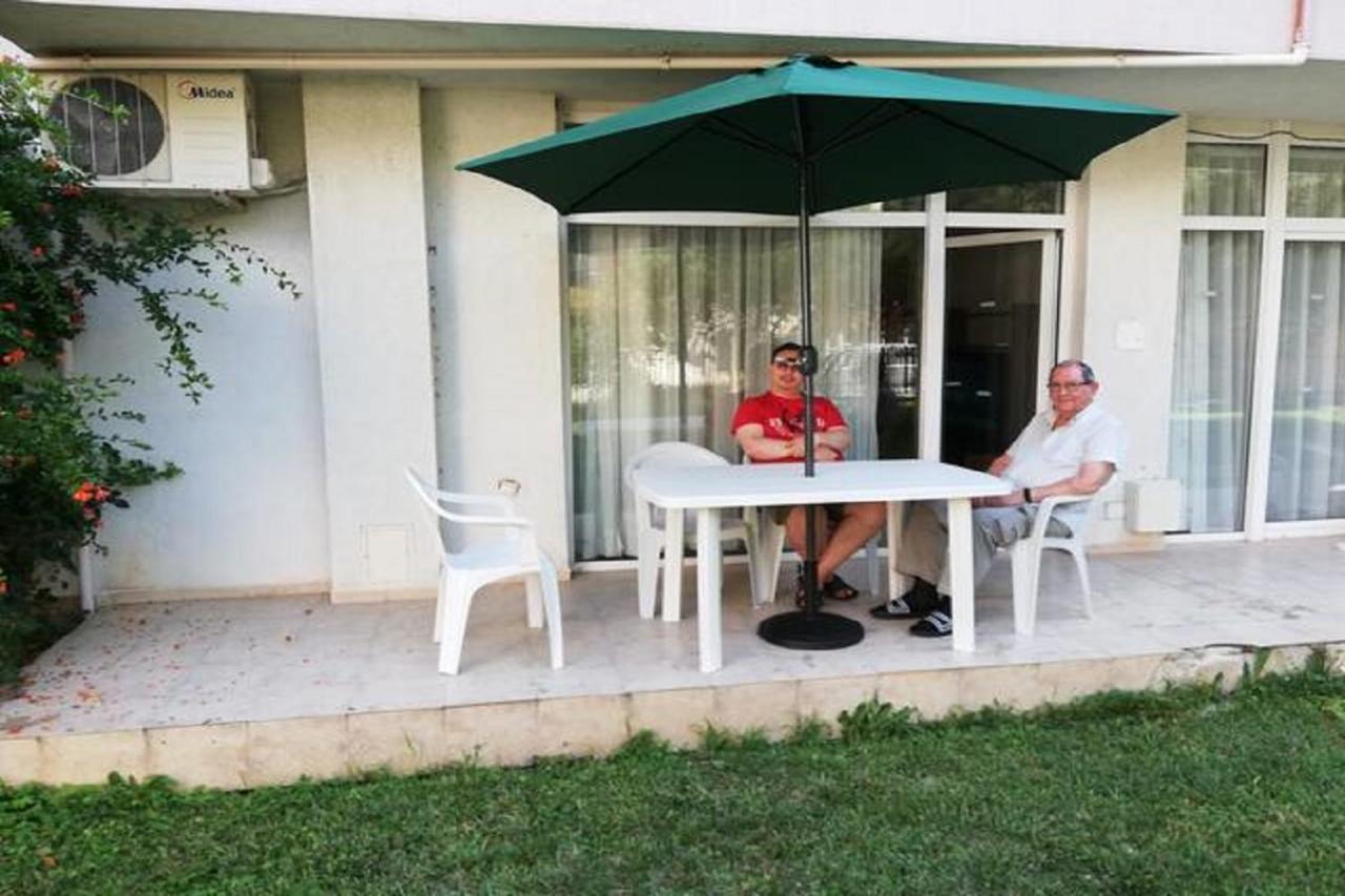 Yves 2 Bed Apart At Sun Village Sunny Beach Not Far Away From The Sea Eksteriør bilde