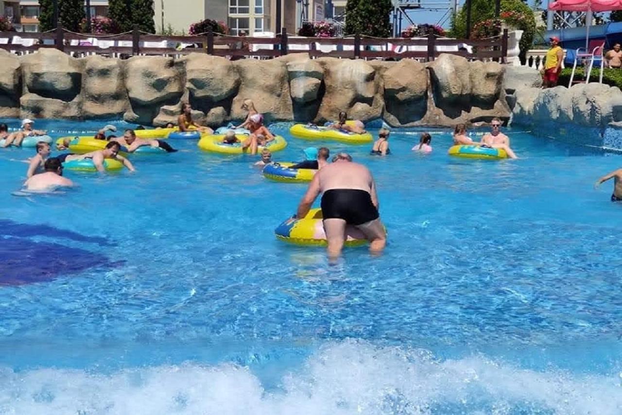 Yves 2 Bed Apart At Sun Village Sunny Beach Not Far Away From The Sea Eksteriør bilde